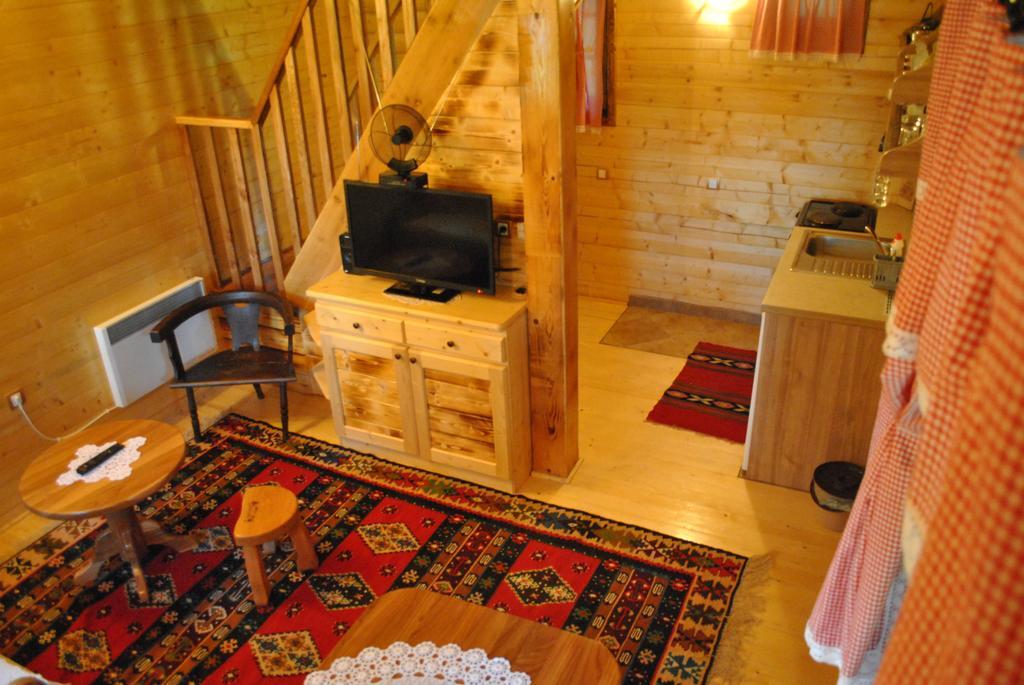 Zlatiborske Brvnare Chaletu *